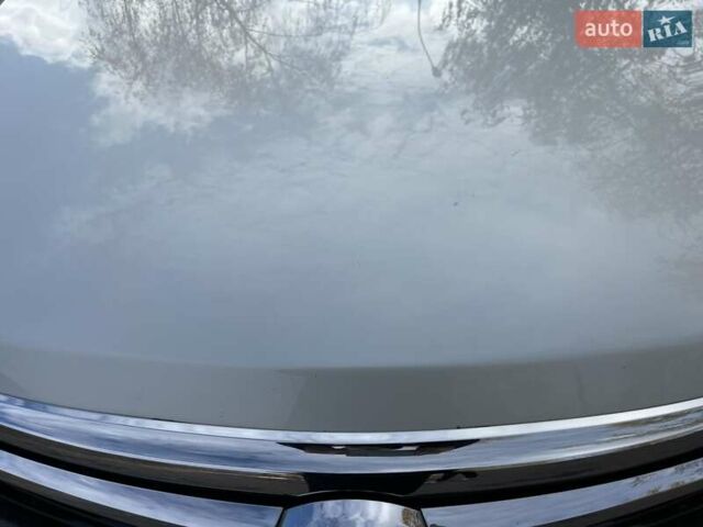 Білий Тойота Камрі, об'ємом двигуна 2.5 л та пробігом 198 тис. км за 15500 $, фото 12 на Automoto.ua