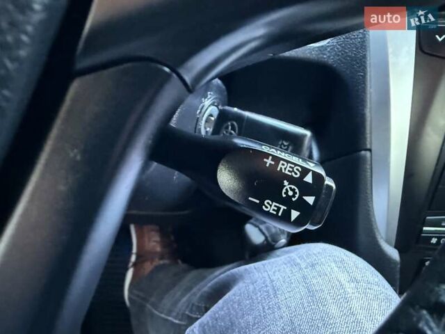 Белый Тойота Камри, объемом двигателя 2.49 л и пробегом 87 тыс. км за 18700 $, фото 55 на Automoto.ua