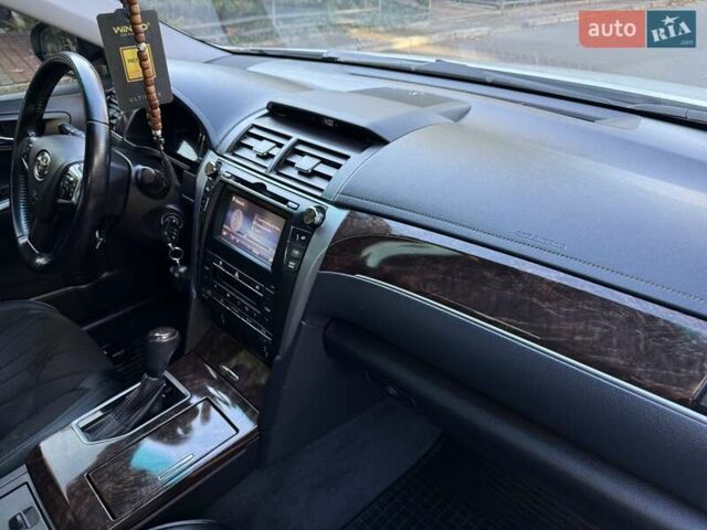 Белый Тойота Камри, объемом двигателя 2.49 л и пробегом 87 тыс. км за 18700 $, фото 44 на Automoto.ua