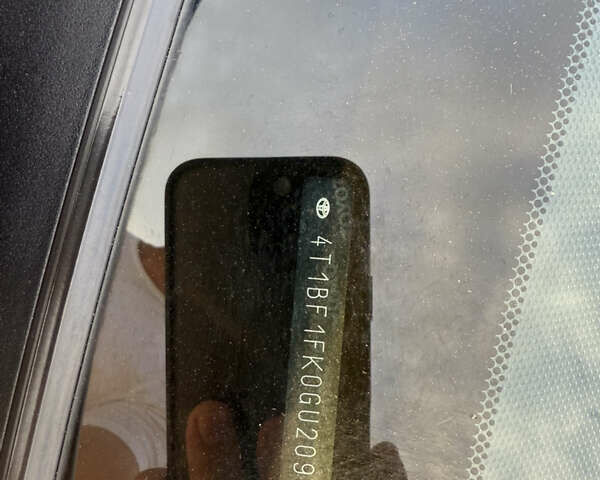 Белый Тойота Камри, объемом двигателя 2.49 л и пробегом 192 тыс. км за 13400 $, фото 28 на Automoto.ua