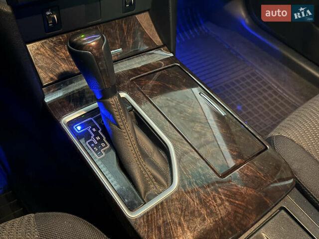 Белый Тойота Камри, объемом двигателя 2.49 л и пробегом 220 тыс. км за 17500 $, фото 27 на Automoto.ua