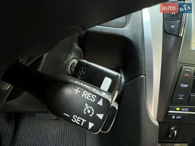 Белый Тойота Камри, объемом двигателя 2.49 л и пробегом 114 тыс. км за 17900 $, фото 26 на Automoto.ua