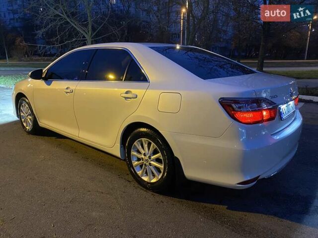 Белый Тойота Камри, объемом двигателя 2.49 л и пробегом 4 тыс. км за 23500 $, фото 3 на Automoto.ua