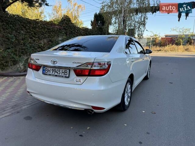 Белый Тойота Камри, объемом двигателя 2.49 л и пробегом 87 тыс. км за 18700 $, фото 30 на Automoto.ua