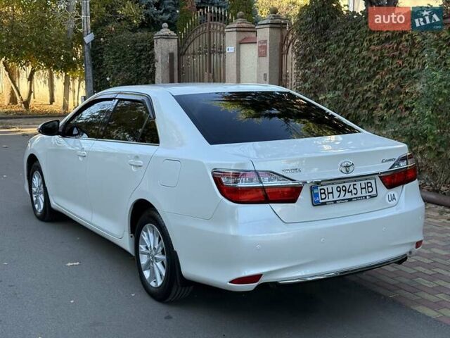 Белый Тойота Камри, объемом двигателя 2.49 л и пробегом 87 тыс. км за 18700 $, фото 21 на Automoto.ua