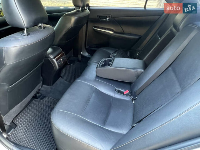 Белый Тойота Камри, объемом двигателя 2.49 л и пробегом 114 тыс. км за 17900 $, фото 18 на Automoto.ua