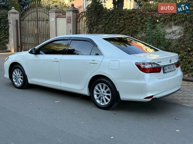 Белый Тойота Камри, объемом двигателя 2.49 л и пробегом 87 тыс. км за 18700 $, фото 16 на Automoto.ua