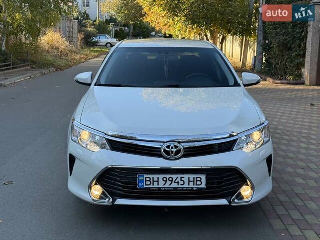 Белый Тойота Камри, объемом двигателя 2.49 л и пробегом 87 тыс. км за 18700 $, фото 25 на Automoto.ua
