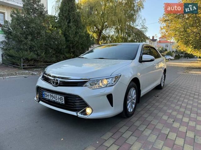 Белый Тойота Камри, объемом двигателя 2.49 л и пробегом 87 тыс. км за 18700 $, фото 27 на Automoto.ua