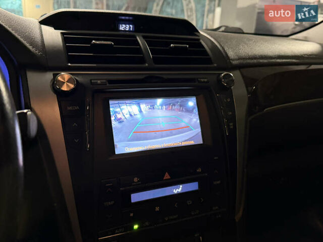 Белый Тойота Камри, объемом двигателя 2.49 л и пробегом 220 тыс. км за 17500 $, фото 18 на Automoto.ua