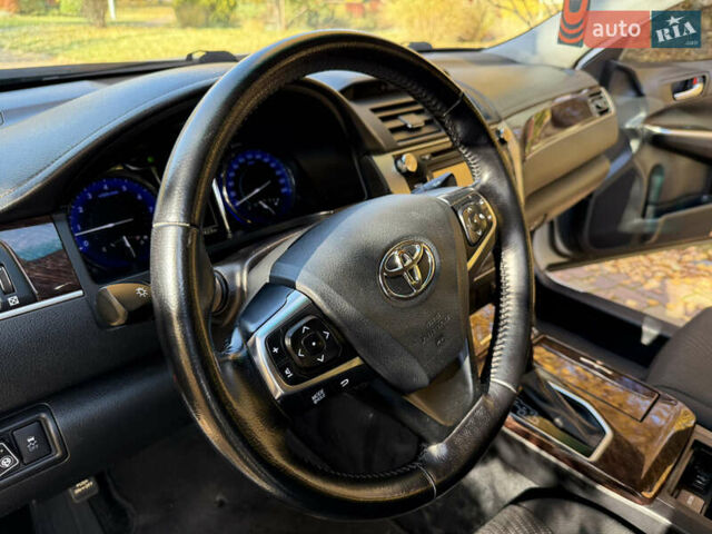 Тойота Камри 2016 в Харькове на Automoto.ua Белый Тойота Камри, объемом двигателя 2.49 л и пробегом 190 тыс. км за 16999 $, фото 28 на Automoto.ua