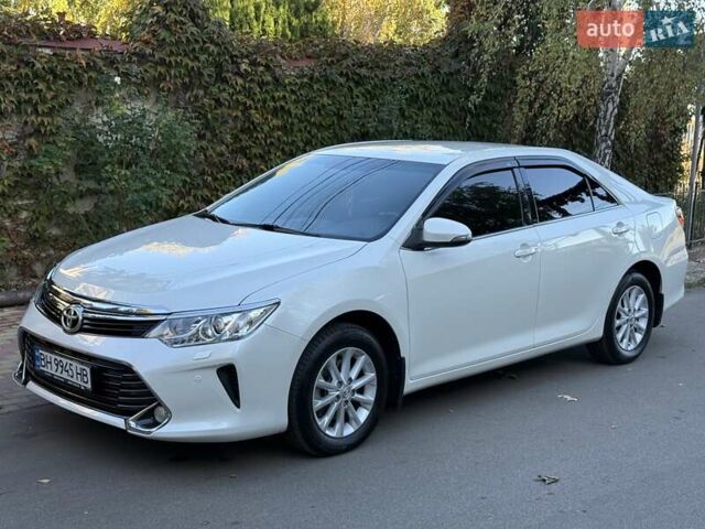 Белый Тойота Камри, объемом двигателя 2.49 л и пробегом 87 тыс. км за 18700 $, фото 14 на Automoto.ua