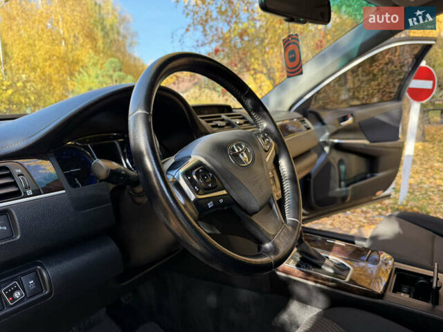 Тойота Камри 2016 в Харькове на Automoto.ua Белый Тойота Камри, объемом двигателя 2.49 л и пробегом 190 тыс. км за 16999 $, фото 29 на Automoto.ua