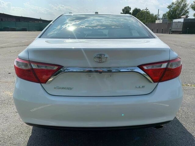 Білий Тойота Камрі, об'ємом двигуна 2.5 л та пробігом 72 тис. км за 4700 $, фото 4 на Automoto.ua