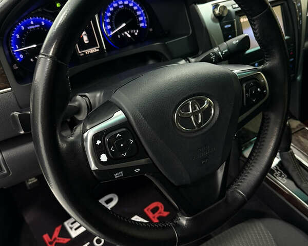 Білий Тойота Камрі, об'ємом двигуна 2.49 л та пробігом 171 тис. км за 15900 $, фото 17 на Automoto.ua