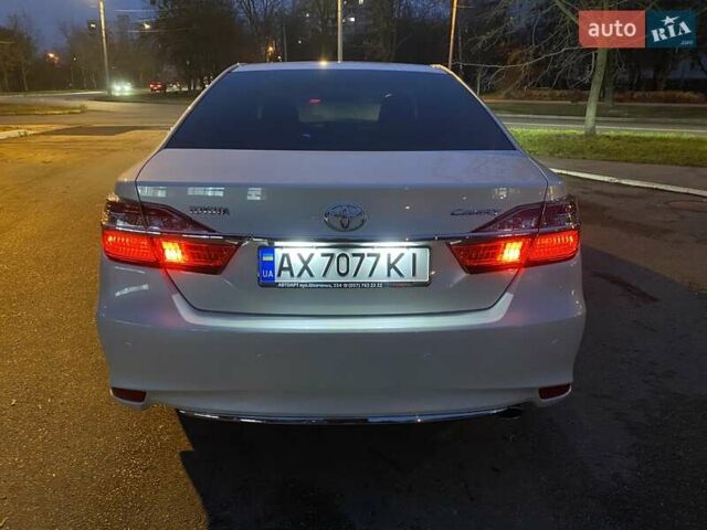Белый Тойота Камри, объемом двигателя 2.49 л и пробегом 4 тыс. км за 23500 $, фото 2 на Automoto.ua