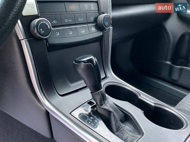 Білий Тойота Камрі, об'ємом двигуна 2.49 л та пробігом 165 тис. км за 13700 $, фото 13 на Automoto.ua