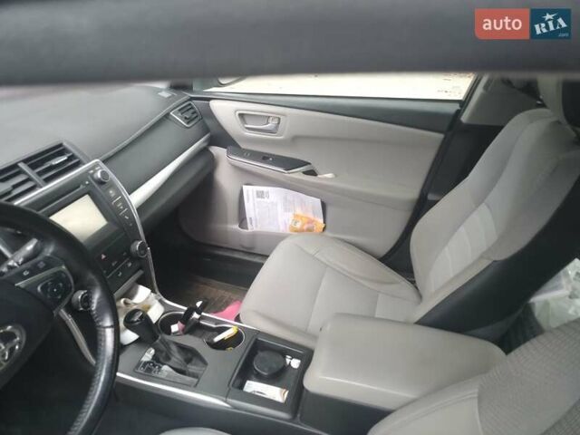 Білий Тойота Камрі, об'ємом двигуна 2.49 л та пробігом 107 тис. км за 13000 $, фото 6 на Automoto.ua