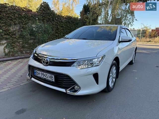 Белый Тойота Камри, объемом двигателя 2.49 л и пробегом 87 тыс. км за 18700 $, фото 20 на Automoto.ua
