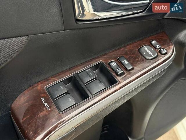 Белый Тойота Камри, объемом двигателя 2.49 л и пробегом 197 тыс. км за 16900 $, фото 32 на Automoto.ua