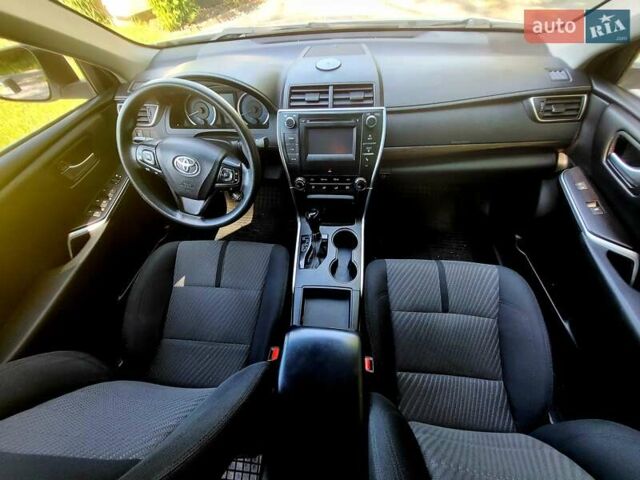 Белый Тойота Камри, объемом двигателя 2.5 л и пробегом 204 тыс. км за 13000 $, фото 25 на Automoto.ua