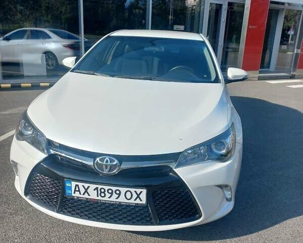 Білий Тойота Камрі, об'ємом двигуна 2.5 л та пробігом 93 тис. км за 16850 $, фото 4 на Automoto.ua