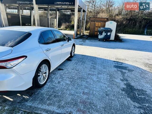 Білий Тойота Камрі, об'ємом двигуна 2.49 л та пробігом 113 тис. км за 23500 $, фото 8 на Automoto.ua