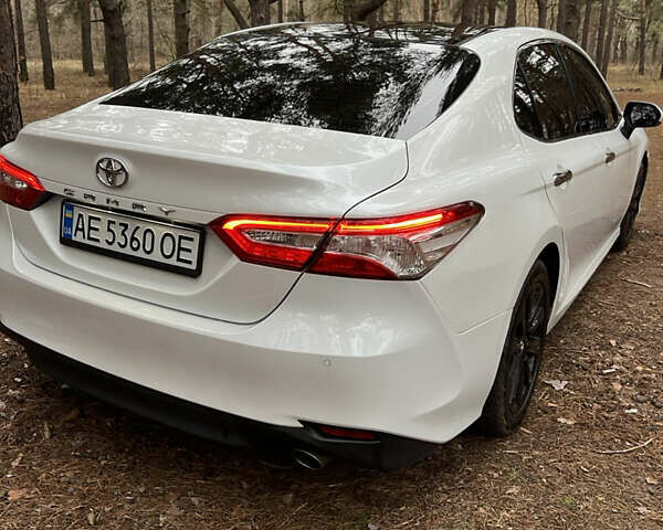 Белый Тойота Камри, объемом двигателя 2.49 л и пробегом 152 тыс. км за 21000 $, фото 13 на Automoto.ua