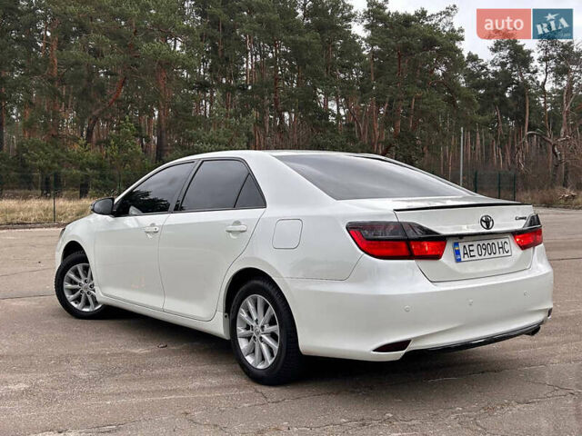 Белый Тойота Камри, объемом двигателя 2.49 л и пробегом 119 тыс. км за 20555 $, фото 44 на Automoto.ua