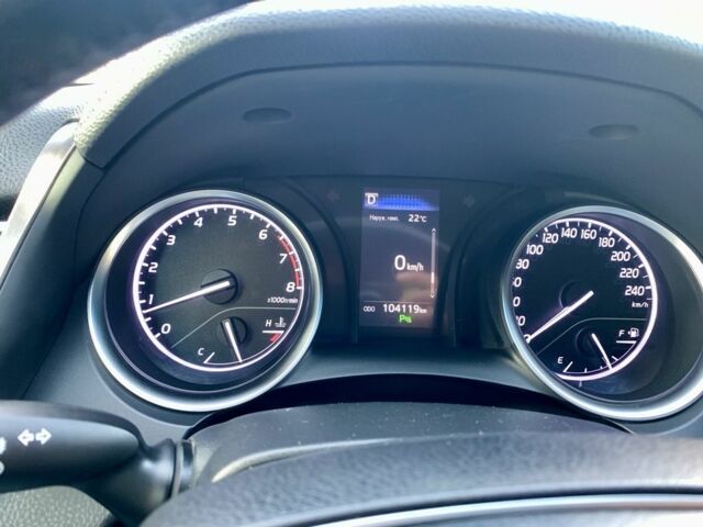 Белый Тойота Камри, объемом двигателя 2.5 л и пробегом 104 тыс. км за 21900 $, фото 10 на Automoto.ua