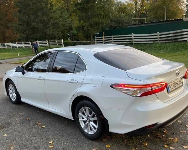 Белый Тойота Камри, объемом двигателя 2.49 л и пробегом 150 тыс. км за 21000 $, фото 9 на Automoto.ua