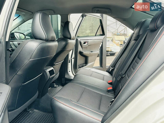 Белый Тойота Камри, объемом двигателя 2.5 л и пробегом 93 тыс. км за 16499 $, фото 19 на Automoto.ua