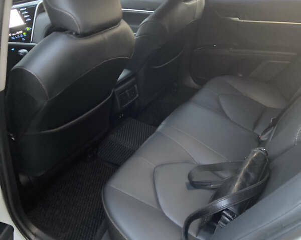 Білий Тойота Камрі, об'ємом двигуна 2.49 л та пробігом 150 тис. км за 21999 $, фото 32 на Automoto.ua