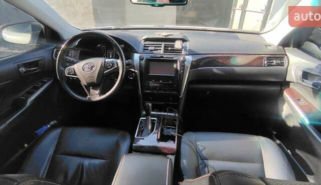 Білий Тойота Камрі, об'ємом двигуна 2.5 л та пробігом 194 тис. км за 19900 $, фото 24 на Automoto.ua