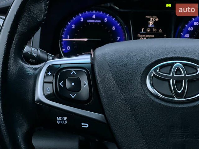 Білий Тойота Камрі, об'ємом двигуна 3.46 л та пробігом 148 тис. км за 20800 $, фото 11 на Automoto.ua