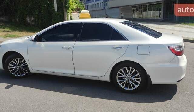 Білий Тойота Камрі, об'ємом двигуна 2.5 л та пробігом 194 тис. км за 19900 $, фото 19 на Automoto.ua