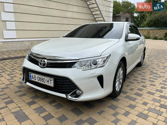 Білий Тойота Камрі, об'ємом двигуна 2.49 л та пробігом 165 тис. км за 15900 $, фото 5 на Automoto.ua