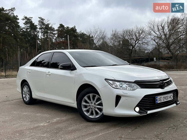 Белый Тойота Камри, объемом двигателя 2.49 л и пробегом 119 тыс. км за 20555 $, фото 65 на Automoto.ua