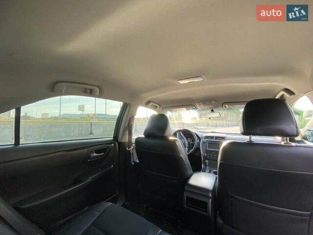 Белый Тойота Камри, объемом двигателя 2.4 л и пробегом 105 тыс. км за 17000 $, фото 16 на Automoto.ua