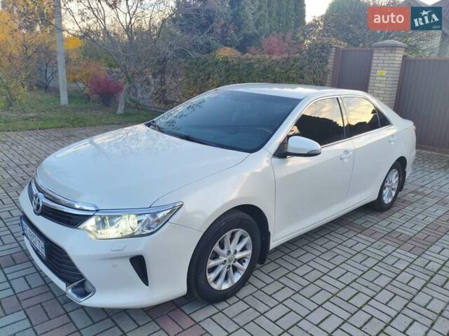 Белый Тойота Камри, объемом двигателя 2.49 л и пробегом 169 тыс. км за 16500 $, фото 7 на Automoto.ua