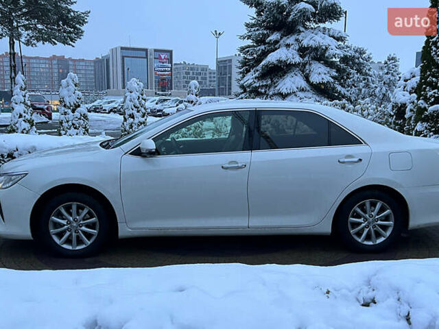 Білий Тойота Камрі, об'ємом двигуна 3.46 л та пробігом 148 тис. км за 20800 $, фото 3 на Automoto.ua