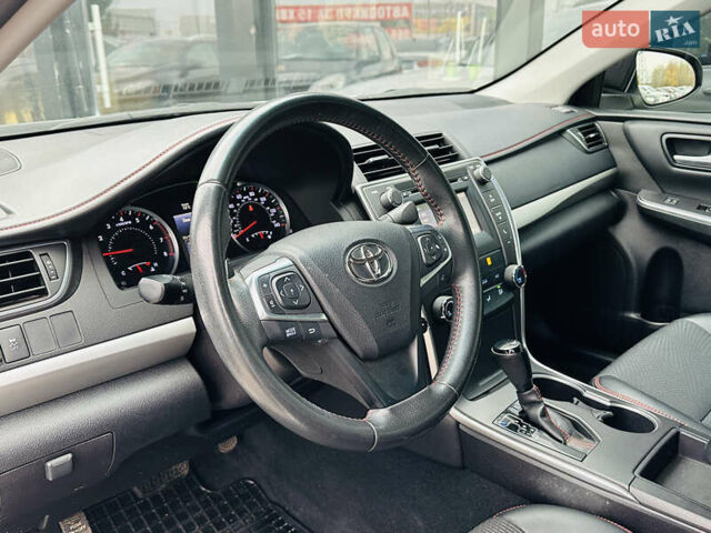 Белый Тойота Камри, объемом двигателя 2.5 л и пробегом 93 тыс. км за 16499 $, фото 16 на Automoto.ua