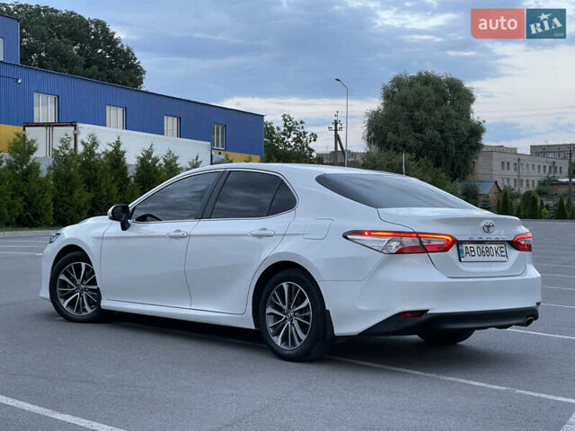 Білий Тойота Камрі, об'ємом двигуна 2.49 л та пробігом 122 тис. км за 22100 $, фото 4 на Automoto.ua