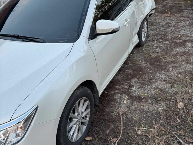 Білий Тойота Камрі, об'ємом двигуна 0 л та пробігом 169 тис. км за 11000 $, фото 1 на Automoto.ua