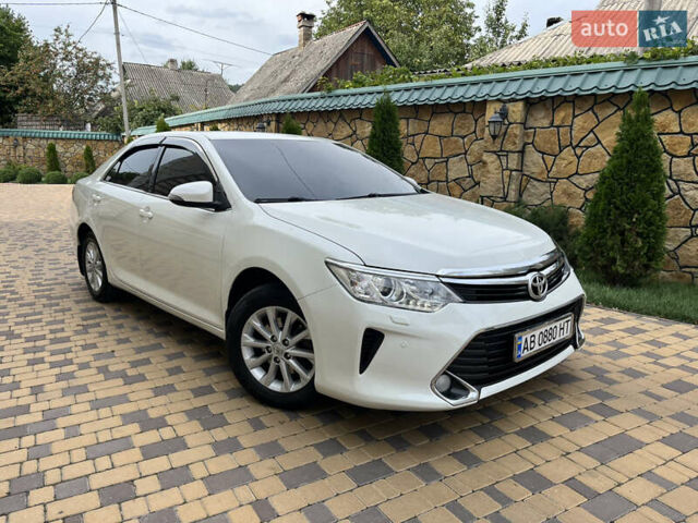 Білий Тойота Камрі, об'ємом двигуна 2.49 л та пробігом 165 тис. км за 15900 $, фото 4 на Automoto.ua