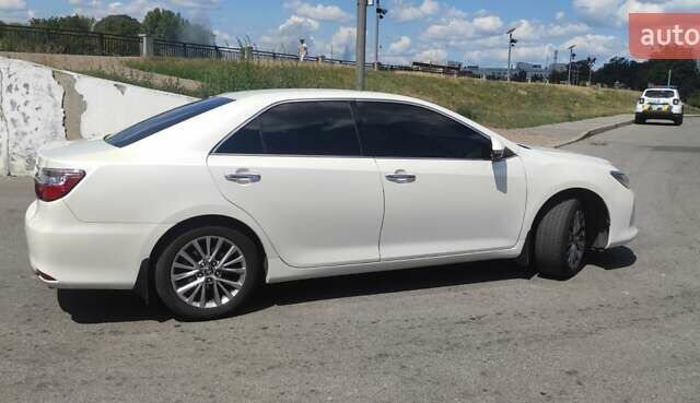 Білий Тойота Камрі, об'ємом двигуна 2.5 л та пробігом 194 тис. км за 19900 $, фото 14 на Automoto.ua