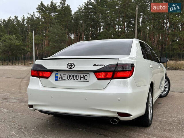 Белый Тойота Камри, объемом двигателя 2.49 л и пробегом 119 тыс. км за 20555 $, фото 34 на Automoto.ua