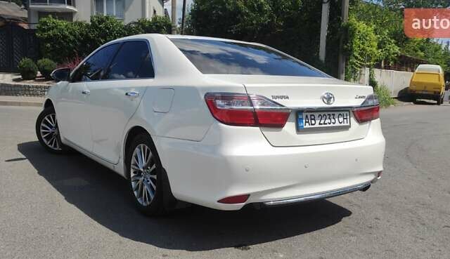 Білий Тойота Камрі, об'ємом двигуна 2.5 л та пробігом 194 тис. км за 19900 $, фото 7 на Automoto.ua