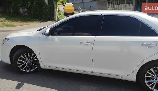 Білий Тойота Камрі, об'ємом двигуна 2.5 л та пробігом 194 тис. км за 19900 $, фото 18 на Automoto.ua
