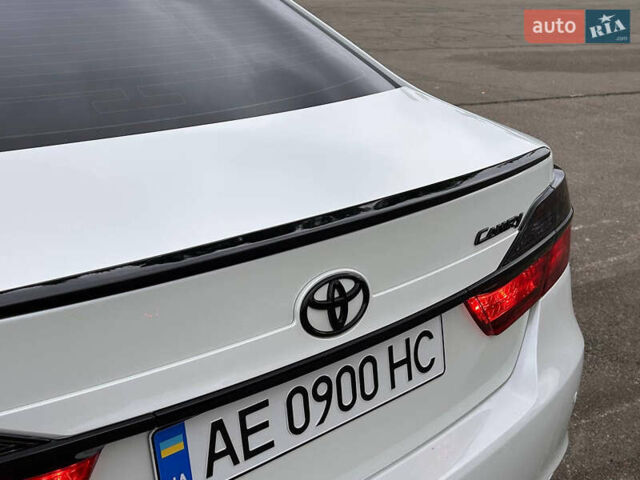 Белый Тойота Камри, объемом двигателя 2.49 л и пробегом 119 тыс. км за 20555 $, фото 31 на Automoto.ua